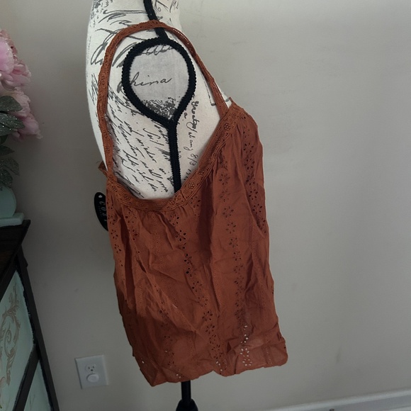 Cozy Casual Rust Cinnamon Eyelet Tank Top Size Large - Picture 3 of 7